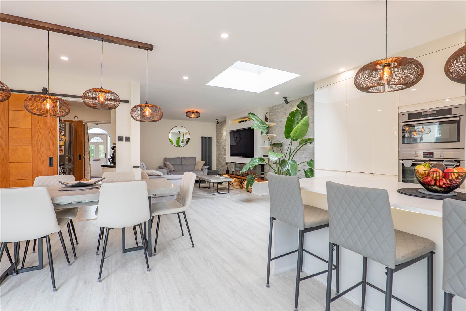 4 bed property in Larches Lane, Preston